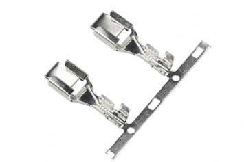 電源スナップイン接続端子